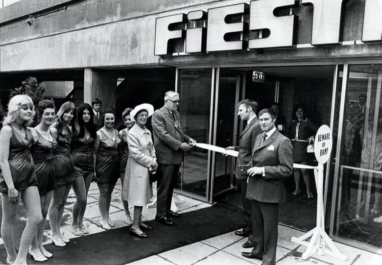 Dancing by candlelight in '70s England - Dirty Stop Outs